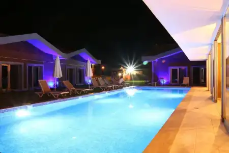 La Vida Otel - 8