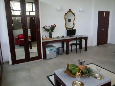 Nirvana Beach Boutique - 1