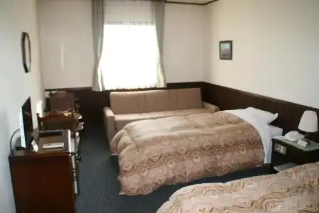 Pension Totem Pole - 20