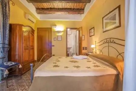 Alloggio dei Vassalli, In the Heart of the Historic Center - 32