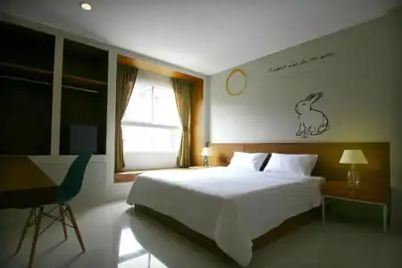 CHERN Bangkok - 53