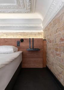 Globe Runner Rooms & Dorms - 44