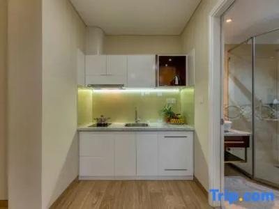 Golden Tree & Apartment - 33