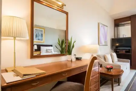 Chatrium Royal Lake Yangon - 186