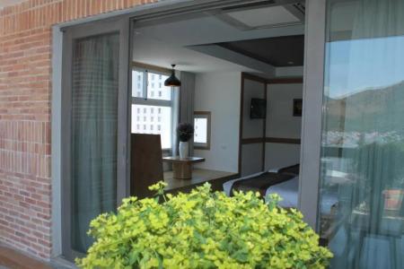 SeaSing Boutique - 90