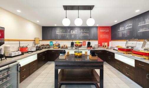 Hampton Inn Phoenix-Airport North - 39