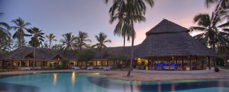 Bluebay Beach Resort & Spa - 13