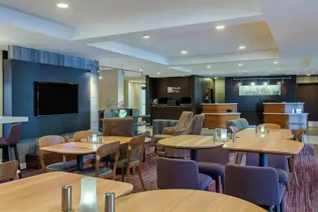 Courtyard by Marriott Knoxville Cedar Bluff - 15