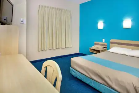 Motel 6 Peterborough, ON - 4
