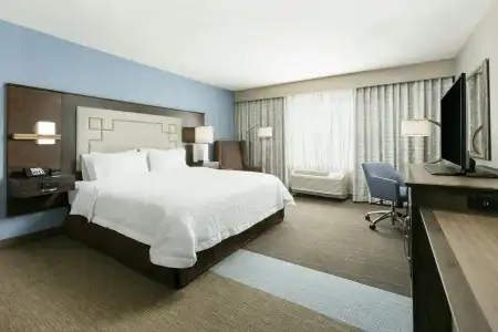 Hampton Inn & Suites Napa - 33