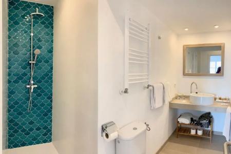 The Sea Club - 147