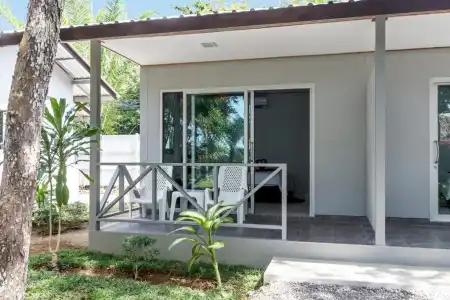 Lanta Coral Beach Resort - 78