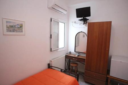 Afroditi Syros - 18