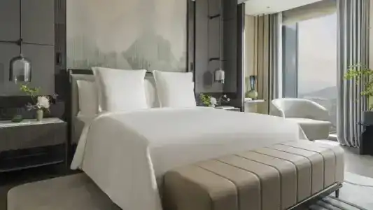 Four Seasons At Centre - 115
