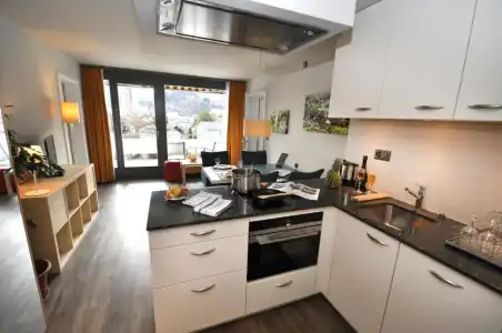 HOP Apartments & Suites - 10