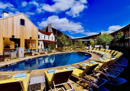 Lone Star Court, by Valencia Collection - 10