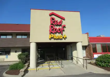 Red Roof Inn PLUS+ Ann Arbor - U of Michigan North - 34