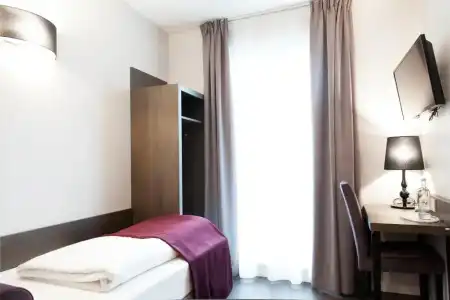 Isabella - 20