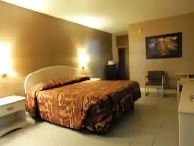 Sunset Inn - 25