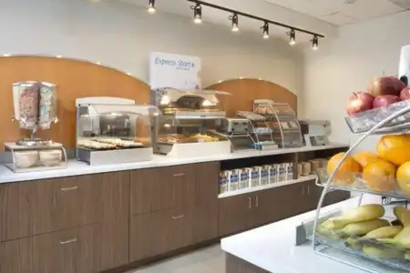 Holiday Inn Express New Orleans Downtown by IHG - 9