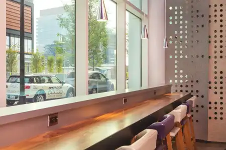 YOTEL Boston - 7