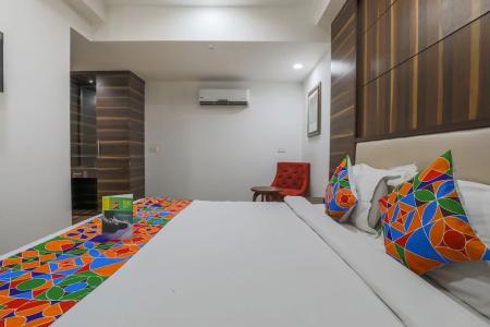 FabPrime Sapphire Inn - 37