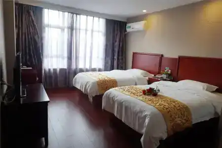 GreenTree Inn JiangSu ZhenJiang DingMao Industrial Park WoDe Square Express - 24