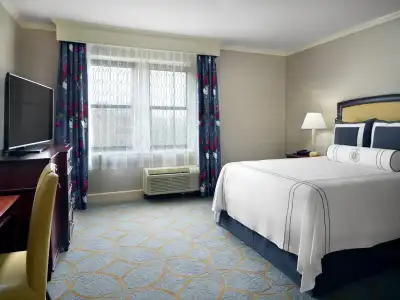 Omni Shoreham - 82