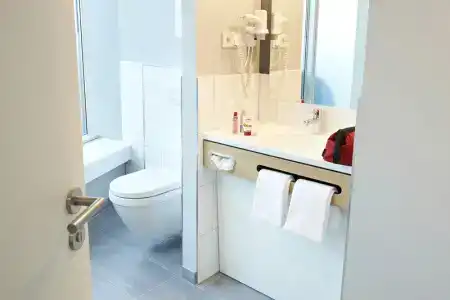 Premier Inn Wurzburg - 83