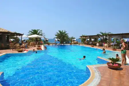 Oasis Kyparissia - 24