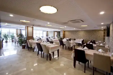 Mirel Otel - 16