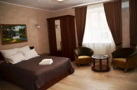 Tsentralny Mini-Hotel - 127