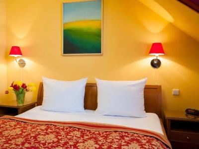 Cloister Inn - 47