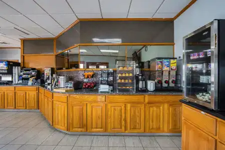Best Western Central Inn - 12