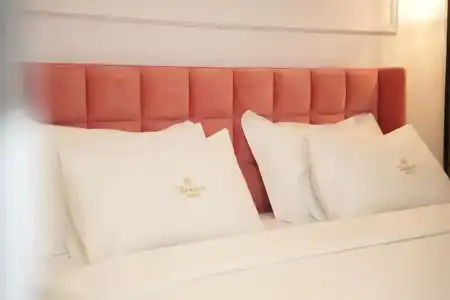 La Suite Boutique - 108