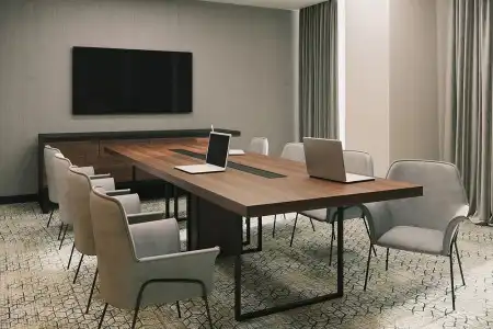 Courtyard By Marriott - 13