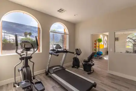Hospitality Suite Resort - 16