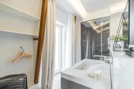 Le Dortoir Boutique Suites - 65