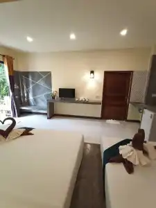 Lanta Pearl Beach Resort - 70