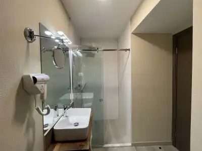 Eleven Inn Tbilisi - 25