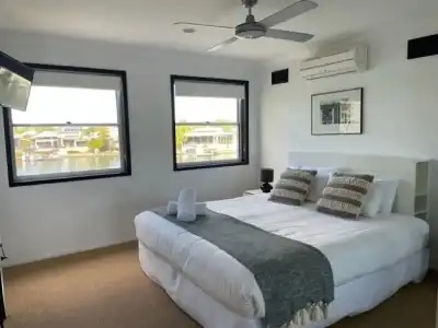 Noosa Entrance Waterfront Resort - 83