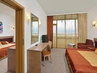 Sol Nessebar Palace Resort & Aquapark - All Inclusive - 71