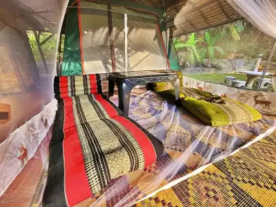 Flower Power Village - 427