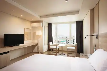 Crown Harbor Busan - 3