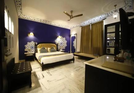 Laxmi Palace Heritage Boutique - 106