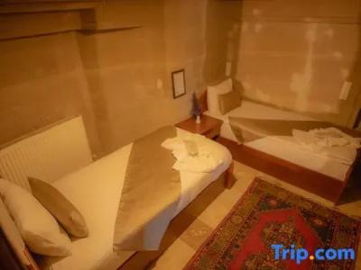 Guven Cave - 48