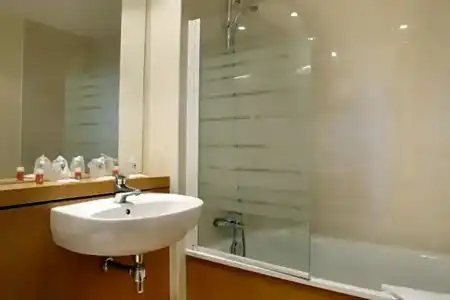 Campanile PRIME - Caen Centre Gare - 66