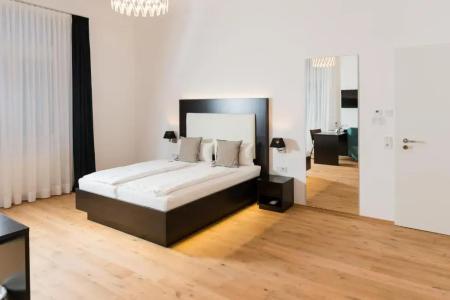 The Heidelberg Exzellenz - 23