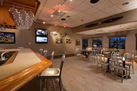 Best Western Plus Scottsdale Thunderbird Suites - 23