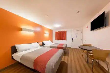 Motel 6 Greenville, SC - 22